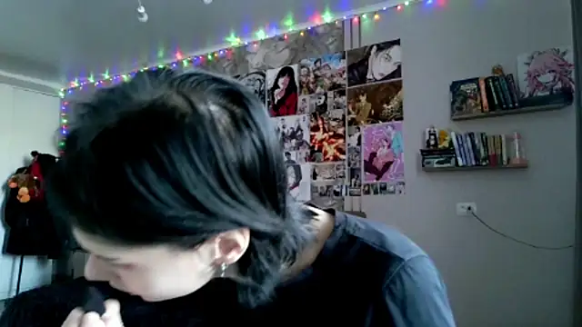 Snapshot of LxayBloom chatting on 01-09-26, 07:48 LxayBloom online show from 01-09-26, 07:48