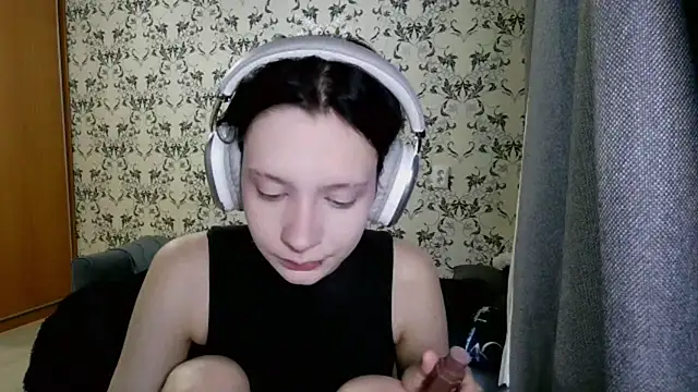 LxayBloom online show from 03-04-26, 11:40