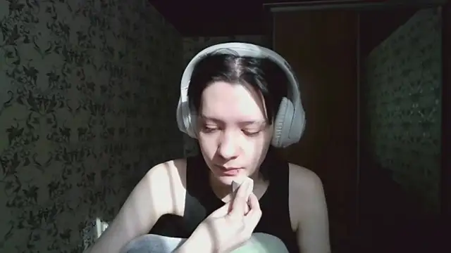 LxayBloom online show from 03-16-26, 06:39