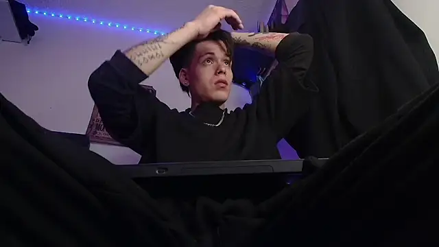 Anhony Muscle online show from 01-09-26, 01:29