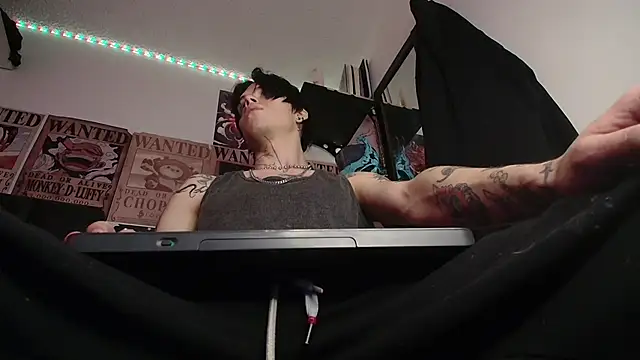 Anhony Muscle online show from 02-06-26, 07:32