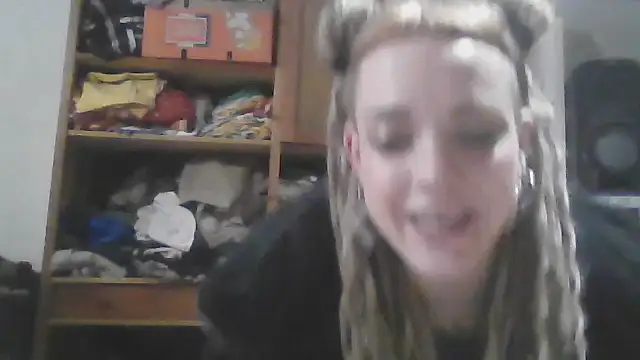 Snapshot of spiralhokkaido23 chatting on 01-06-26, 01:15 spiralhokkaido23 online show from 01-06-26, 01:15