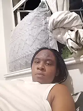 Snapshot of princess-boobz chatting on 02-17-26, 06:05 princess-boobz online show from 02-17-26, 06:05