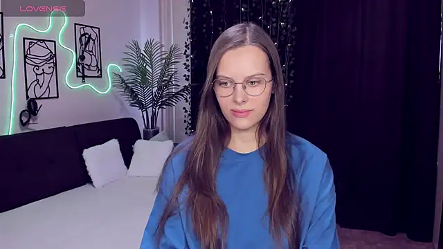 AyumiBlossom online show from 02-23-26, 11:22