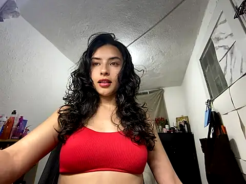 auroramooon online show from 01-07-26, 03:22