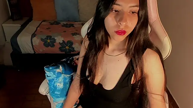 chiquita lover  online show from 01-07-26, 02:05