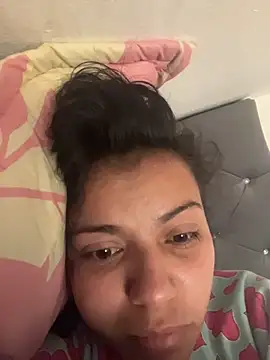 cinthia2011 online show from 02-15-26, 03:55