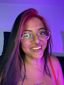 queen of you heart online show from 02-15-26, 02:12