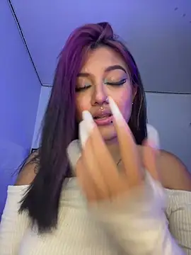 queen of you heart online show from 01-14-26, 02:48