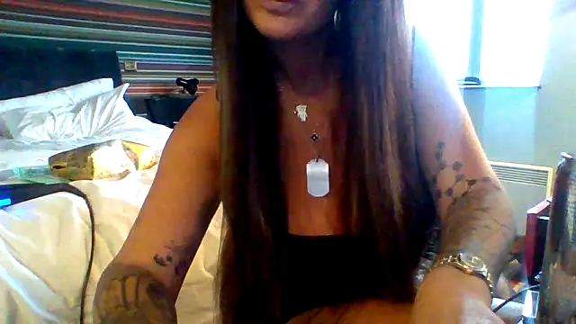 Snapshot of ScottishIvy chatting on 01-19-26, 11:25 ScottishIvy online show from 01-19-26, 11:25