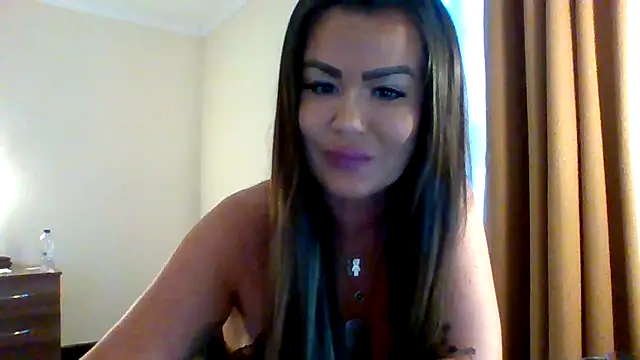 Snapshot of ScottishIvy chatting on 01-15-26, 12:41 ScottishIvy online show from 01-15-26, 12:41