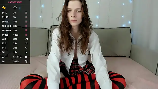 Snapshot of iceseeker2 chatting on 02-11-26, 10:31 iceseeker2 online show from 02-11-26, 10:31