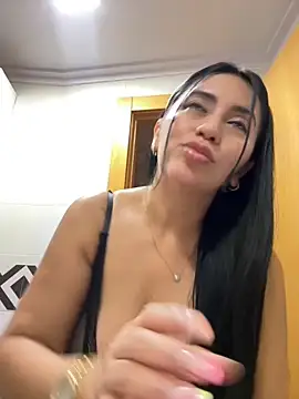 nataliia queen  online show from 06-10-26, 12:45