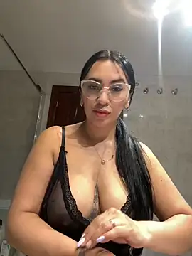 nataliia queen  online show from 05-20-26, 11:35