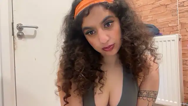 fayfay21xh online show from 02-24-26, 06:20