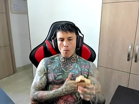 Chrissblack online show from 03-23-26, 09:58