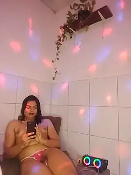 Snapshot of Jade-Morena-Transex-ON chatting on 06-28-26, 01:01 Jade-Morena-Transex-ON online show from 06-28-26, 01:01