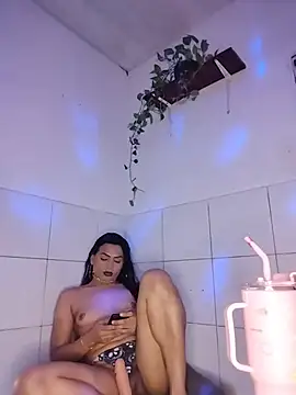 Snapshot of Jade-Morena-Transex-ON chatting on 06-20-26, 03:11 Jade-Morena-Transex-ON online show from 06-20-26, 03:11