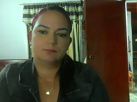 Snapshot of Roja_tentacion chatting on 02-06-26, 08:27 Roja tentacion online show from 02-06-26, 08:27