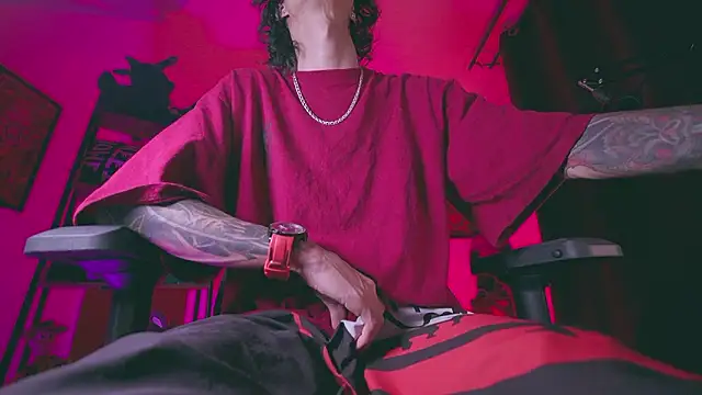 Olliver   y online show from 02-17-26, 01:36