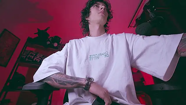 Olliver   y online show from 02-26-26, 04:45