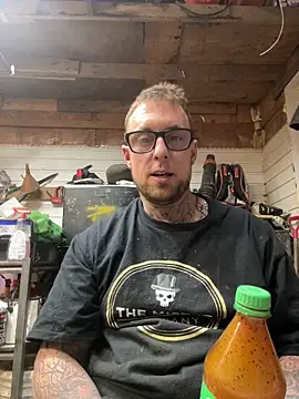 WIDBIGWHITECOCK online show from 02-06-26, 06:53