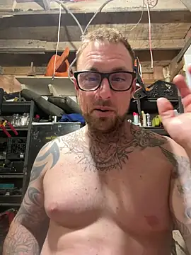 WIDBIGWHITECOCK online show from 05-11-26, 02:46