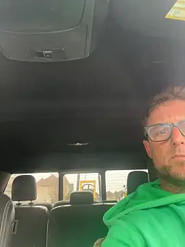 WIDBIGWHITECOCK online show from 04-15-26, 05:06