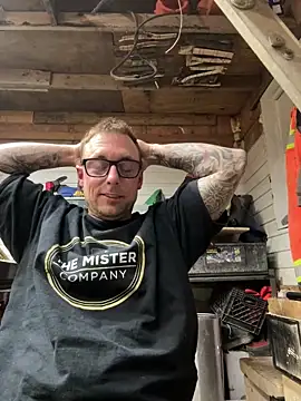 WIDBIGWHITECOCK online show from 02-16-26, 04:11