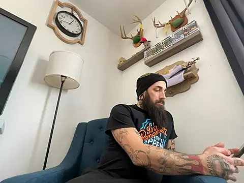 Snapshot of ScottyBighorn chatting on 01-14-26, 06:44 ScottyBighorn online show from 01-14-26, 06:44