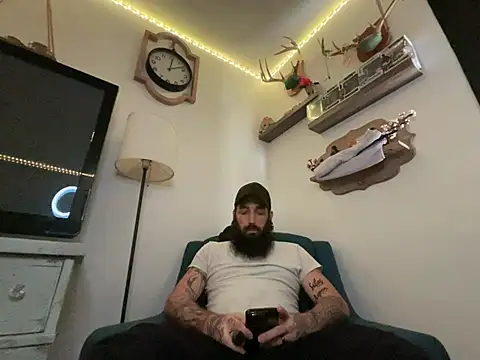 Snapshot of ScottyBighorn chatting on 01-17-26, 06:11 ScottyBighorn online show from 01-17-26, 06:11