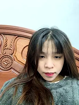 Snapshot of Lyli-122 chatting on 01-10-26, 02:18 Lyli-122 online show from 01-10-26, 02:18