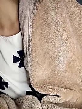 Snapshot of yumyum112 chatting on 01-13-26, 12:31 yumyum112 online show from 01-13-26, 12:31