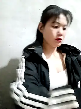 Snapshot of vitory_sexy99 chatting on 01-07-26, 01:43 vitory sexy99 online show from 01-07-26, 01:43