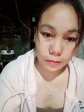 Snapshot of vanvan005 chatting on 02-20-26, 11:01 vanvan005 online show from 02-20-26, 11:01