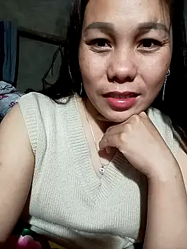 Snapshot of vanvan005 chatting on 01-08-26, 12:44 vanvan005 online show from 01-08-26, 12:44