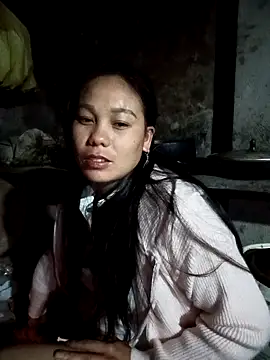 Snapshot of vanvan005 chatting on 02-12-26, 12:27 vanvan005 online show from 02-12-26, 12:27