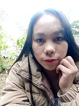 Snapshot of vanvan005 chatting on 01-11-26, 04:52 vanvan005 online show from 01-11-26, 04:52