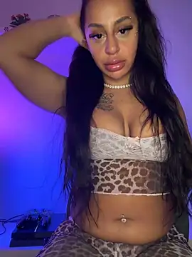 sweetxlayla online show from 04-12-26, 10:02