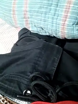 hridoyjmtt1 online show from 01-08-26, 11:16