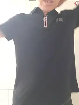 Snapshot of Roberthai chatting on 01-10-26, 02:40 Roberthai online show from 01-10-26, 02:40