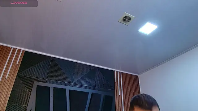 lorenzo walker 1 online show from 04-22-26, 05:20