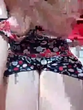 shahd0019 online show from 04-18-26, 11:27