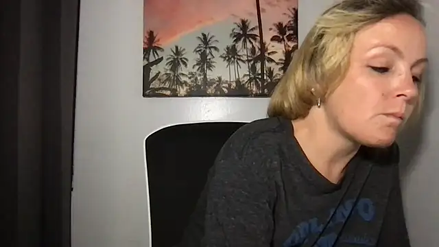 SattivvaXXX online show from 06-11-26, 02:11
