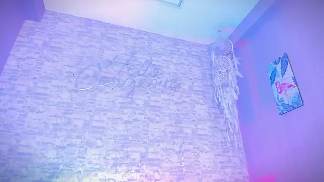 ayla lux online show from 02-15-26, 06:36