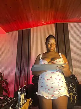 EbonyTanisha online show from 05-21-26, 08:17