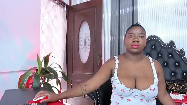 EbonyTanisha online show from 05-30-26, 06:13
