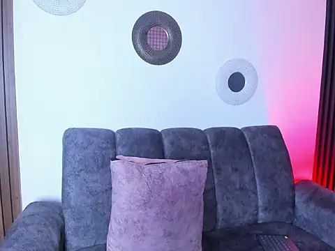 Snapshot of EbonyTanisha chatting on 02-18-26, 07:21 EbonyTanisha online show from 02-18-26, 07:21