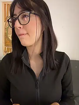 HinaSweet online show from 06-12-26, 01:03