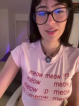 HinaSweet online show from 04-07-26, 12:45